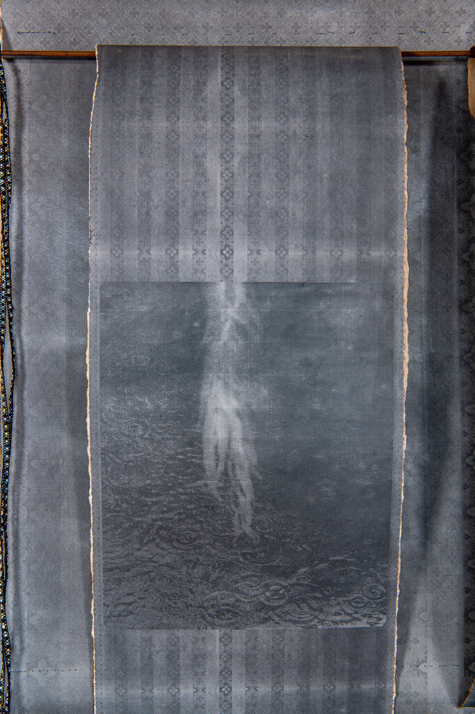 l-mikelle-standbridge_wall-hanging-4_installation-view_detail-1